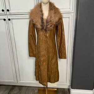Vintage Brown Trench Coat with Faux Fur Collar